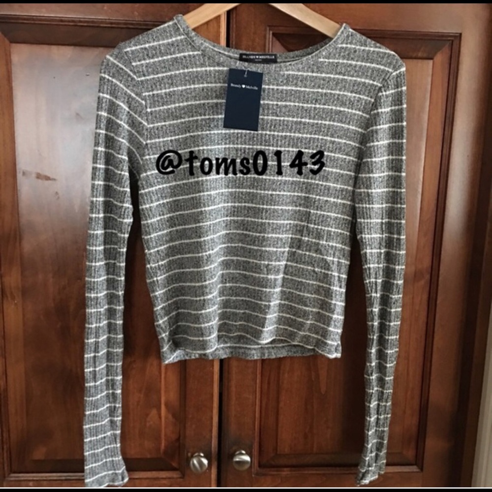 Brandy Melville Long Sleeve top